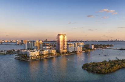 Pagani North Bay Village New Construction / 2029 28 Stories / 70 Residences of 2, 3 & 4 Bedrooms