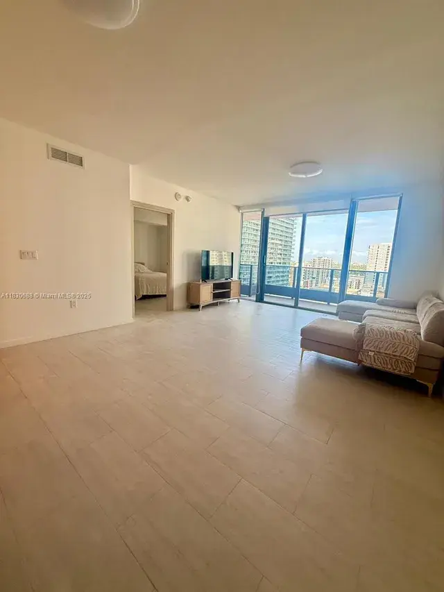 BRICKELL FLATIRON CONDO